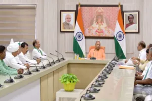 लखनऊ : सीएम योगी से मिले किसान यूनियन के सदस्य, मुद्दों पर हुई बात 