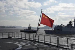 वैश्विक चिंताओं के बीच 