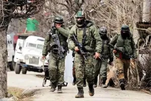 जम्मू कश्मीर: अनंतनाग में आतंकवादियों के खिलाफ सर्च अभियान चौथे दिन भी जारी