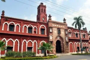 AMU के छात्र ‘नॉन रेजिडेंट स्टूडेंट्स सेंटर’ हॉल में खेल सकते हैं होली: एएमयू प्रशासन