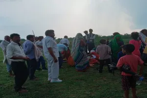 हमीरपुर: आकाशीय बिजली गिरने से महिला की मौत, दूसरी गंभीर