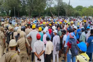 आगरा दयालबाग बवाल: सात दिन के अंदर दिखाएं दस्तावेज, प्रशासनिक अधिकारियों और सत्संग सभा के बीच हुई बैठक