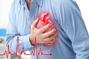 हृदय दिवस पर विशेष : सीने में होने वाले दर्द को न समझें मामूली...हार्ट अटैक का खतरा