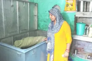 Etawah Theft News: सूने घर को चोरों ने बनाया निशाना, ताला तोड़कर की चोरी, पुलिस की रात्रि गश्त पर उठे सवाल