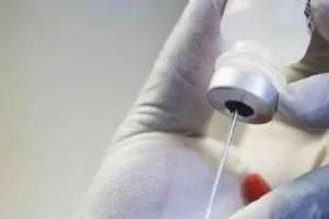 संभल: उपचार के दौरान बच्चे की मौत, एएनएम पर गलत इंजेक्शन लगाने का आरोप