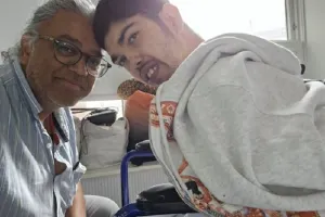 London: भारतीय मूल के नागरिक ने बेटे की मौत के बाद मरीजों के अधिकारों को लेकर शुरू किया एक अभियान