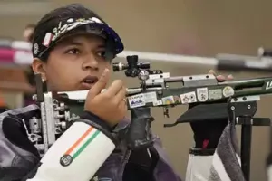 Asian Games 2023: माता-पिता की सलाह पर डॉक्टरी की पढ़ाई छोड़कर निशानेबाज बनी एशियाड स्वर्ण पदक विजेता सामरा 