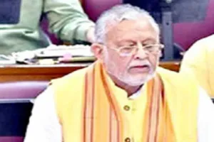 यूपी इंटरनेशनल ट्रेड शो में पहुंचे मंत्री सुरेश खन्ना, कहा- एमएसएमई और निर्यातक बीमा जरूर करायें