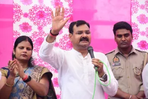 पीलीभीत: राज्यमंत्री का इंडिया गठबंधन पर सियासी वार, बोले- घोटाले से बचाने के लिए एकता