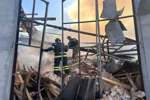  जेलेंस्की के गृहनगर पर रूस ने किया मिसाइल हमला, एक पुलिसकर्मी की मौत, 52 अन्य घायल 