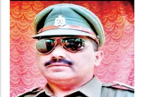 मुरादाबाद : दायित्व संग जरूरतमंदों की मदद करना ओम शुक्ल का स्वभाव, काशीपुर तिराहा चौकी क्षेत्र में हैं काफी लोकप्रिय