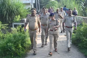 Auraiya Double Murder: वृद्ध दंपती की कुल्हाड़ी से वारकर हत्या, दोनों के गले कटे मिले, बड़े बेटे पर हत्या का शक