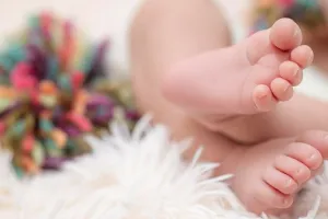 6 महीने के मासूम को जिंदा कुतर गए चूहे, आराम से सोते रहे मां-बाप