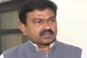 लखीमपुर-खीरी: केंद्रीय मंत्री का राहुल पर हमला, बोले कहीं 53 साल में शादी होती है