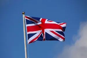 Britain : डेढ़ लाख स्वास्थ्यकर्मियों का बढ़ेगा वेतन, ब्रिटेन सरकार ने लिया फैसला