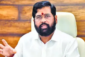 पीएम मोदी को निशाना बनाने पर शिंदे ने कहा- शेर से नहीं लड़ सकतीं भेड़, बकरियां  