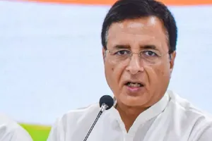 सुरजेवाला ने लगाया आरोप, कहा- बुनियादी मुद्दों से ध्यान भटकाने का प्रयास कर रही है भाजपा 