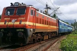Railway News : बुढ़वल में दोहरीकरण के चलते कई ट्रेन निरस्त, कुछ का बदला गया रुट