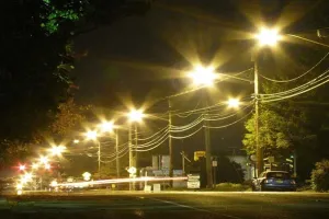 हल्द्वानी: स्ट्रीट लाइटों की मरम्मत पर हर साल 2 करोड़ खर्च, फिर भी वार्डों में अंधेरा 