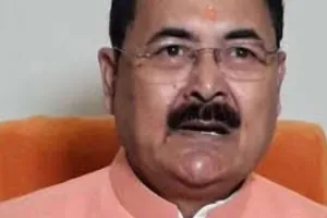 UP news : कांग्रेस नेता राहुल गांधी को सपा प्रवक्ता ने बताया मंदबुद्धि, लिखा - बांट रहे हैं झूठी मोहब्बत 