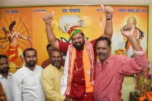 भाजपा ने तेलंगाना के अपने विधायक राजा सिंह का निलंबन किया रद्द, गोशमहल से दिया टिकट 