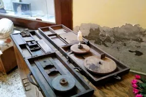 Gandhi Jayanti 2023 : लोगों के दिलो-दिमाग पर है बापू के विचारों की गहरी छाप