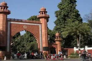 AMU में छात्र गुटों के बीच चली कई राउंड गोलियां, 3 घायल  