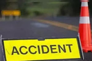 Japan : छात्रों को ले जा रही बस और ट्रक के बीच टक्कर, 18 घायल... जांच में जुटी पुलिस 