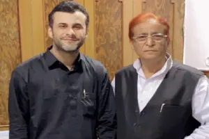 रामपुर: सीतापुर-जेल में आजम खां से मिले बड़े बेटे अदीब, करीब एक घंटे हुई बातचीत