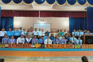 अयोध्या: इंग्लिश डिबेट प्रतियोगिता में बच्चों ने दिखाई प्रतिभा