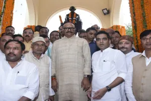 राष्ट्रपिता महात्मा गांधी को ब्रजेश पाठक ने किया नमन, कहा- बापू के दिखाएं मार्ग का दुनिया कर रही अनुसरण