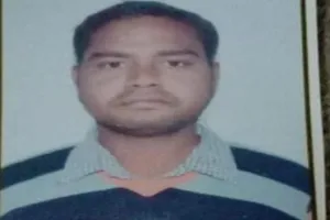 उन्नाव: नम आखों से पीट-पीटकर मारे गए सफाई कर्मी का हुआ अंतिम संस्कार, जानें मामला