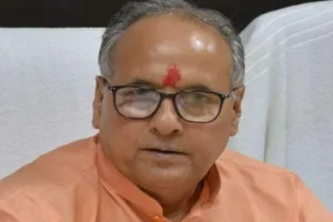 मैनपुरी: विधायक अग्निहोत्री ने जन-जागरूकता रैली को हरी झंडी दिखाकर रवाना