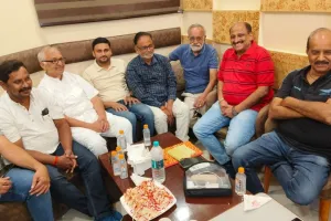 बहराइच: मनीष मल्होत्रा अध्यक्ष व सुशील भल्ला बने महामंत्री, इलेक्ट्रॉनिक्स व इलेक्ट्रिकल डीलर्स एसोसिएशन का हुआ चुनाव