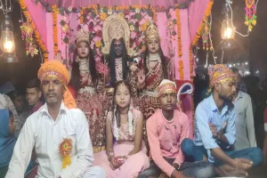 अमरोहा: धूमधाम से निकाली मां शेरावाली की शोभायात्रा, लोगों ने किया भव्य स्वागत 