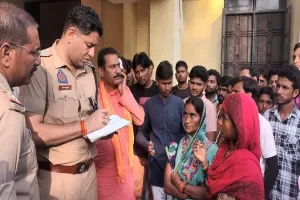 संभल: ससुराल में पेट में चाकू लगने से मौत, हत्या-आत्महत्या में उलझा मामला