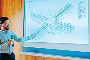 Kanpur News: स्मार्ट सिटी का ट्रैफिक भी स्मार्ट किया जाए… पुलिस कमिश्नर ने बैठक कर जाना हाल, दिए ये निर्देश