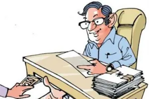 हल्द्वानी: पटवारी जी ने जांच कर आख्या पेश करने के मांग लिए 8 हजार, लेकिन फंस गए