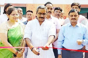 वाराणसी: विधायक ने किया सांसद खेलकूद प्रतियोगिता का शुभारंभ, कहा- खेल से मिलती है सकारात्मक ऊर्जा