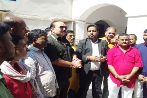 रायबरेली: विंग कमांडर के हस्तक्षेप के बाद 250 साल पुरानी रामलीला का रास्ता साफ, इस वजह से लगी थी रोक...