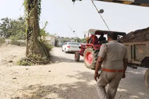 उन्नाव की सरैया क्रासिंग पर लगा महाजाम, वीआईपी व आमजन समेत फंसी रही एंबुलेंस