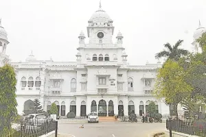 लखनऊ: खबर का असर, केजीएमयू के हजारों कर्मचारियों को मिला वेतन