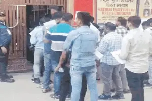 UPSSSC PET EXAM: पीईटी एग्जाम का आज दूसरा दिन, सुबह 10 बजे से शुरू हुई पहली पाली की परीक्षा