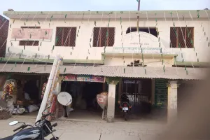 अमेठी: छह साल से नहीं मिला केंद्रांश, भुखमरी की कगार पर पहुंचे मदरसा शिक्षक