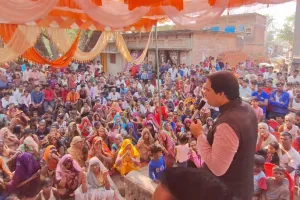 पीलीभीत: राजनीति में भ्रष्टाचार...कोई कॉलोनी काट रहा और किसी ने बना लिया आश्रम, किस पर निशाना साध गए वरुण?