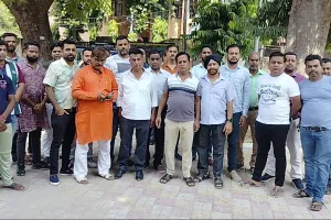 बरेली: ठेले वालों के खिलाफ व्यापारियों ने एसएसपी को दिया ज्ञापन