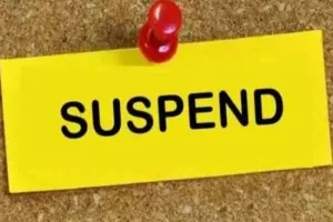 मुरादाबाद : एक लाख रुपये रिश्वत लेने का आरोपी लेखपाल निलंबित, जिलाधिकारी ने की कार्रवाई