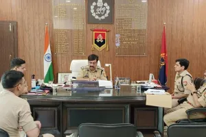 बरेली: नवरात्र से पहले प्रमुख मंदिरों की सुरक्षा का प्लान बनाकर लागू करें- आईजी