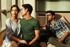 Relationship: गर्लफ्रेंड का किसी और से तो नहीं चल रहा चक्कर, बॉयफ्रेंड इन संकेतों से करें पहचान 