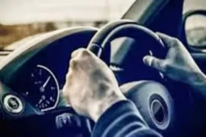 तेज स्पीड कार चलाना पड़ा महंगा, शख्स का कटा 6.5 करोड़ का चालान, सुनकर सदमे में आया ड्राइवर!  